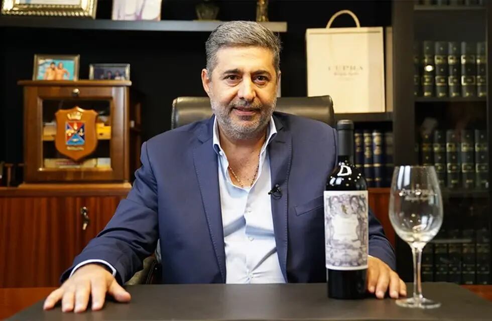 Daniel Angelici se sumó al mundo del vino con Cupra. - Gentileza / Infobae