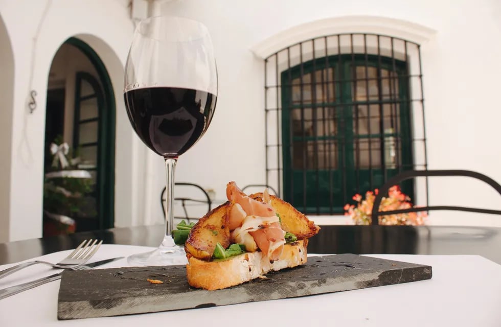 En Patio Lorenza ubicado en San Lorenzo 351 de Ciudad, Guarda 14 realizará este cierre de año con degustación de vinos.
