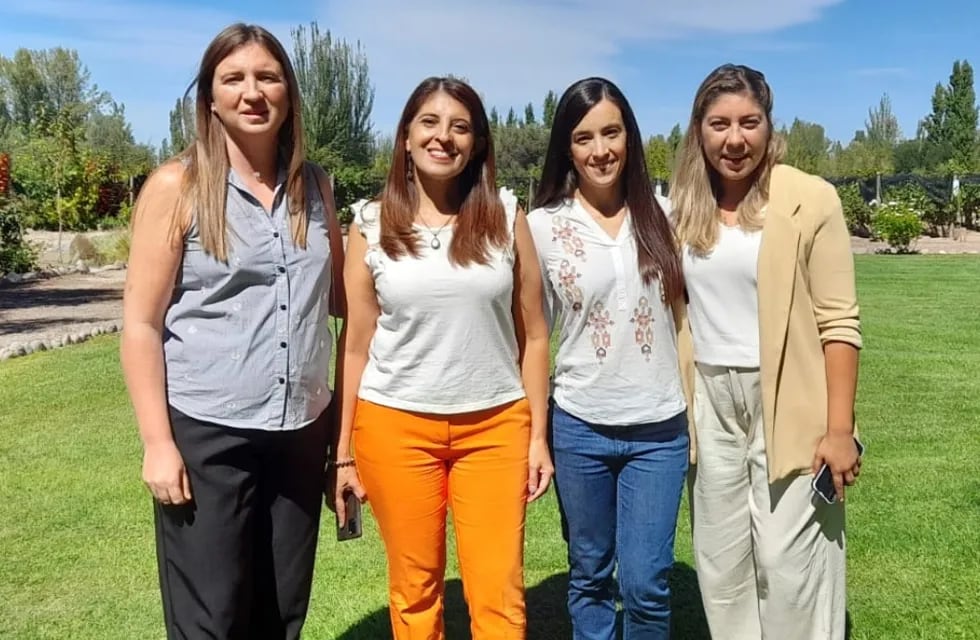 Las enólogas a cargo de este primer encuentro de Guarda14: Lorena Mulet, Miriam Gómez, Virginia Sari y Angelina Yañez.