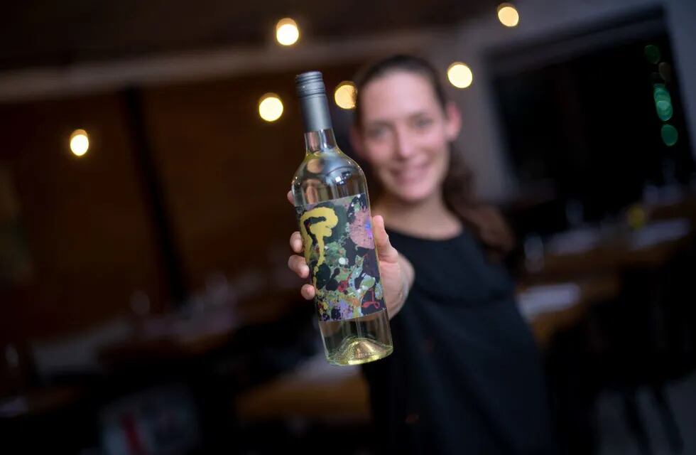Blanco de Hileras, el segundo vino propio de un reconocido restó de Buenos Aires