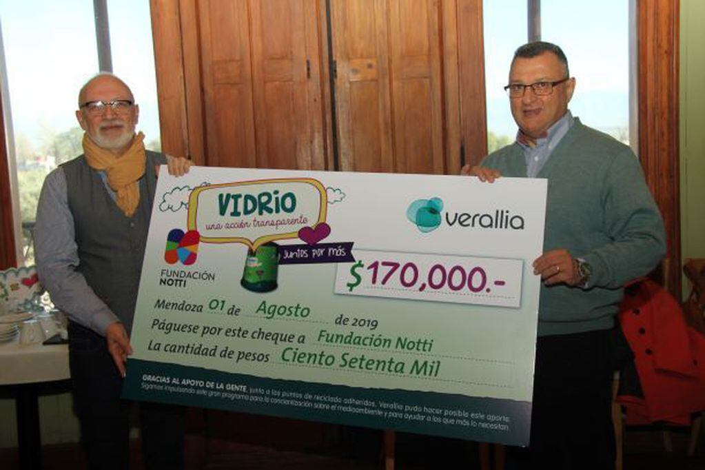 
    Esta semana se concretó la donación de Verallia Argentina.
   
