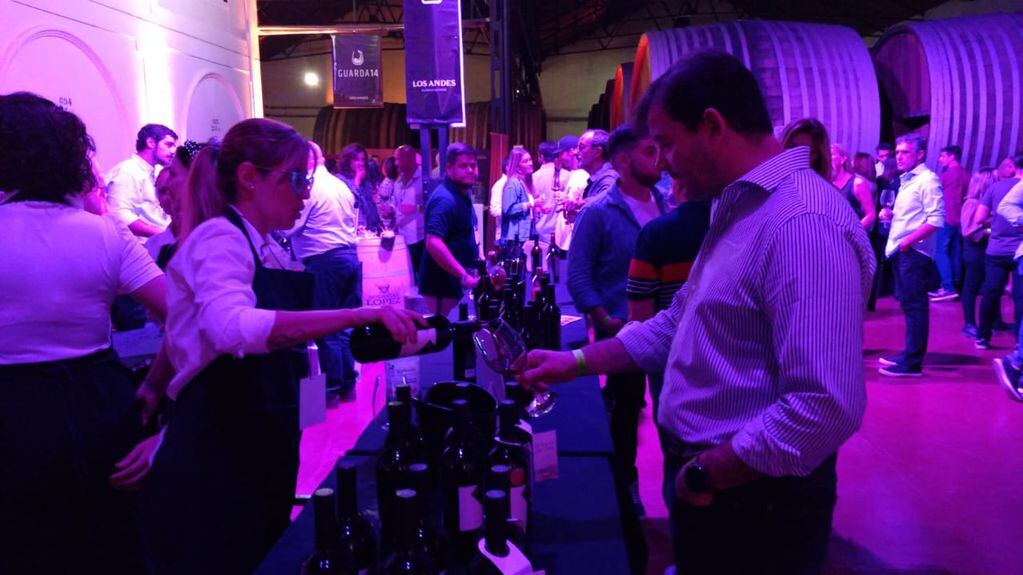 Los Andes organizó la Feria de Vinos de Guarda14 con mucho Malbec, buena música y gastronomía en la que participaron más de 25 bodegas.