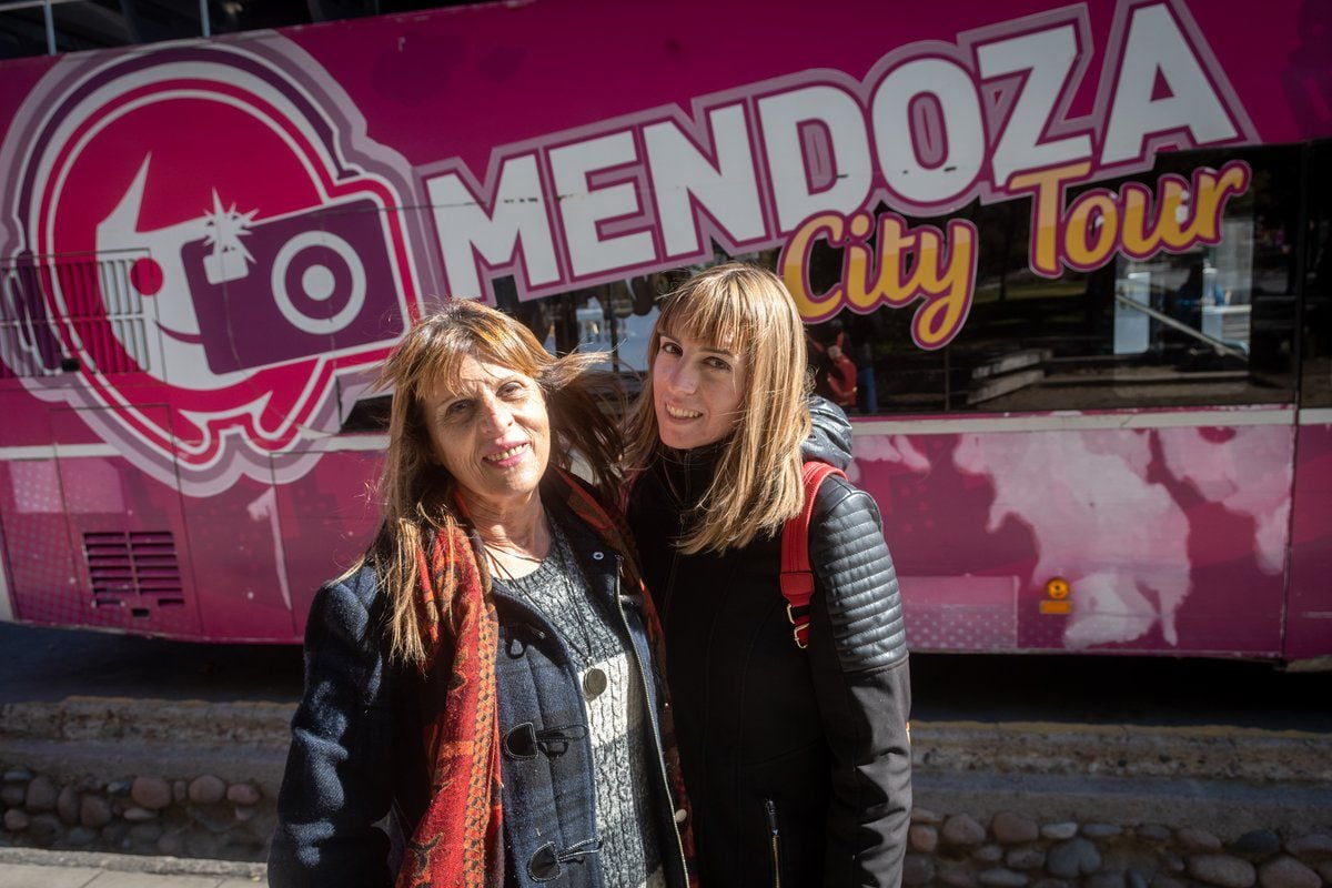 Susana y Ricio son de la provincia de Neuquén y eligieron Mendoza para sus vacaciones - 