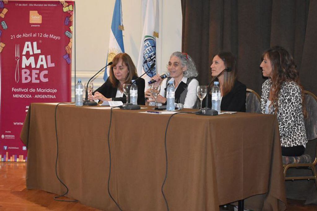 
    En Buenos Aires, durante la presentación del festival a periodistas.
   