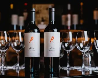 Renacer lanza la añada 2019 de sus vinos ícono.