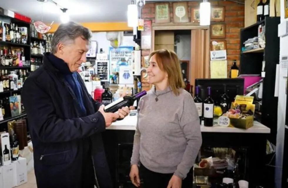 Cómo es y cuánto sale el vino que le compró Mauricio Macri a Juliana Awada en Malargüe 