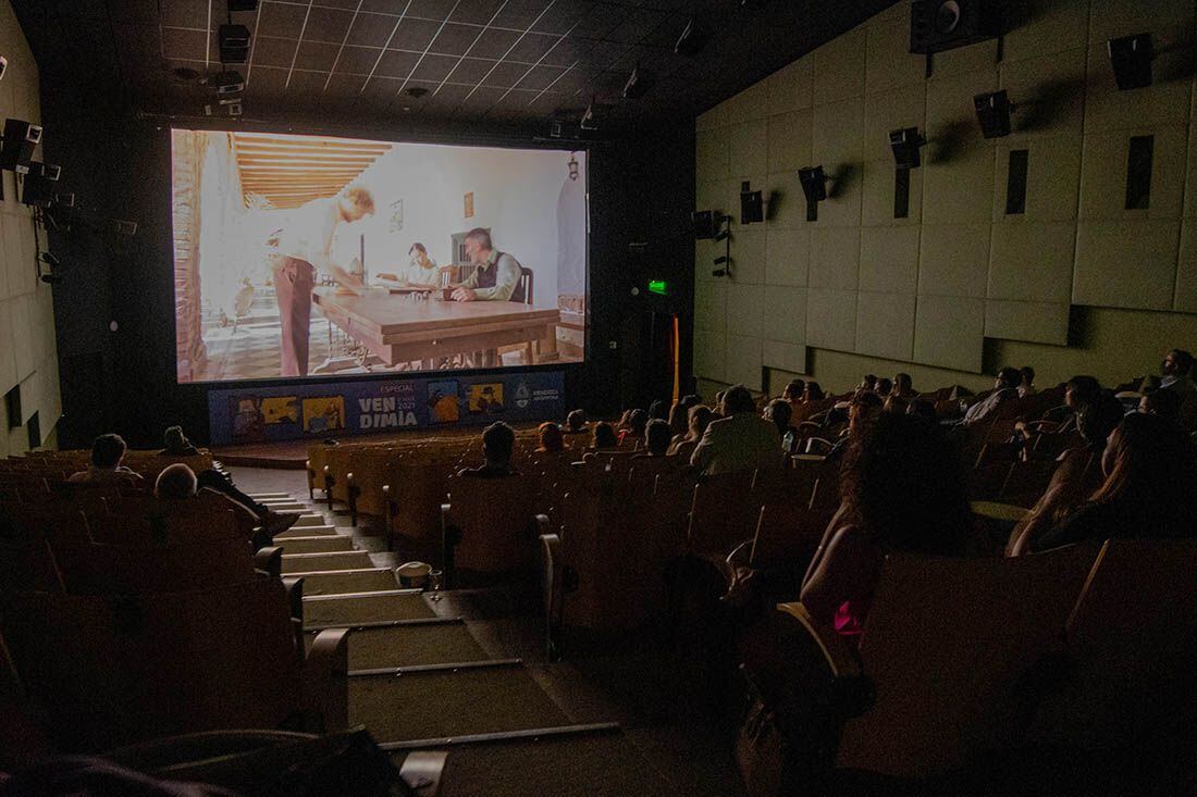 Los cines deben funcionar al 70% de ocupación en butacas - Foto: 