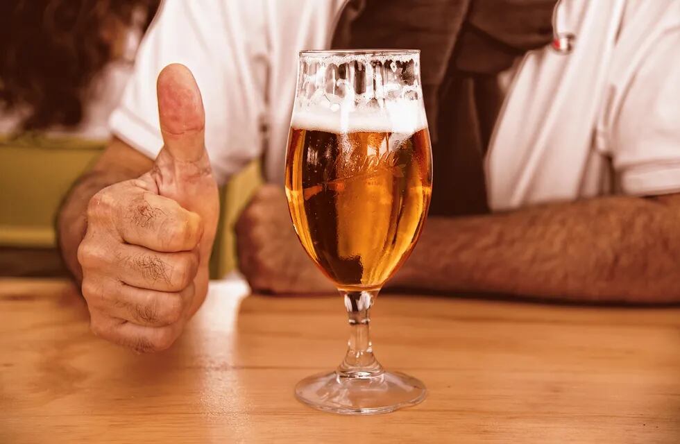 La ingesta moderada de bebidas con alcohol podría tener algunos beneficios para la salud.