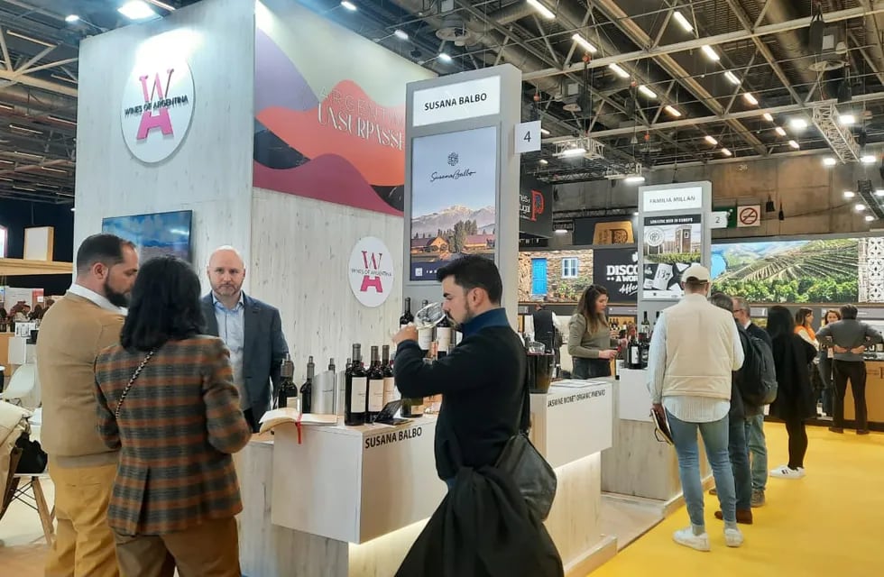 Las ferias internacionales como Vinexpo son lugares especiales para la promoción del vino argentino. Imagen: gentileza WOFA.