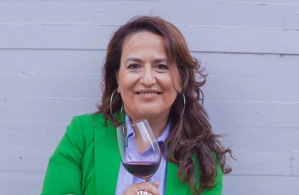 Marcela Rienzo se convertirá en la primera mujer electa para presidir la Asociación Argentina de Sommelier. - Foto: Gentileza / Alejo Olmos