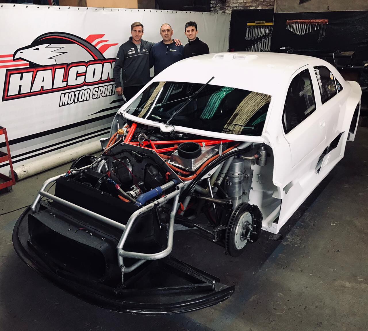 El auto para el regreso de Guerra al TRV6 con el equipo Halcon Motor Sport