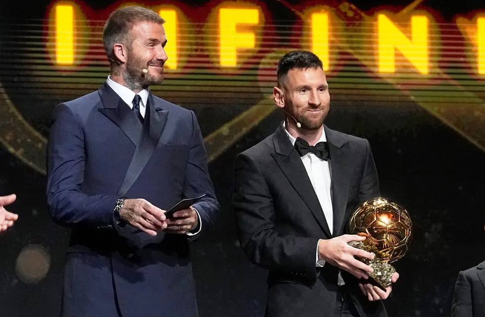David Beckham saludó a Lionel Messi por su cumpleaños con una foto donde se luce un prestigioso vino mendocino.