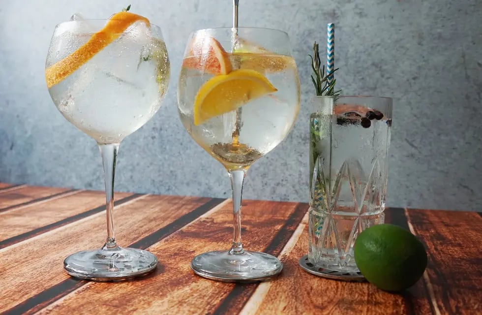 El gin es uno de os destilados más populares del mundo.