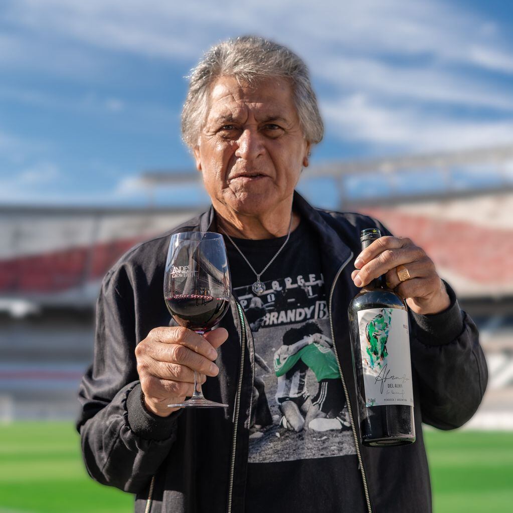 El ex arquero de la Selección Argentina y River presentará su nuevo vino. - Gentileza