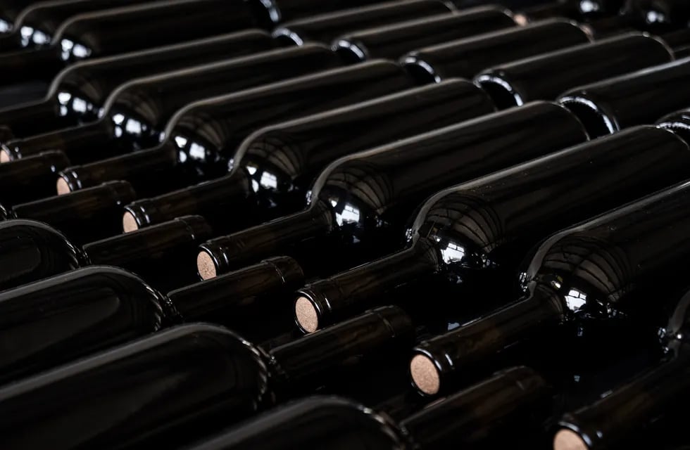 Hay un nuevo compromiso por reducir el peso de las botellas de vino de vidrio.