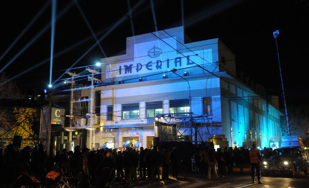 Explota el Teatro Imperial en Verano.
