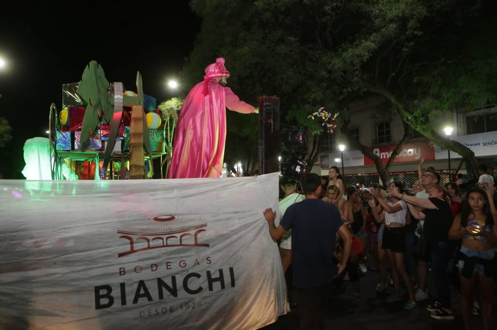 Carrousel de los Reyes Magos, Bodegas Bianchi.