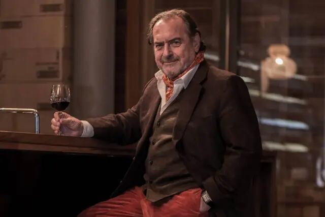  "Se habla mucho del vino antes de hacerlo ¿Quién tiene un vino de puro calcáreo en Argentina? Nadie. Entonces todos esos discursos me cansan”.