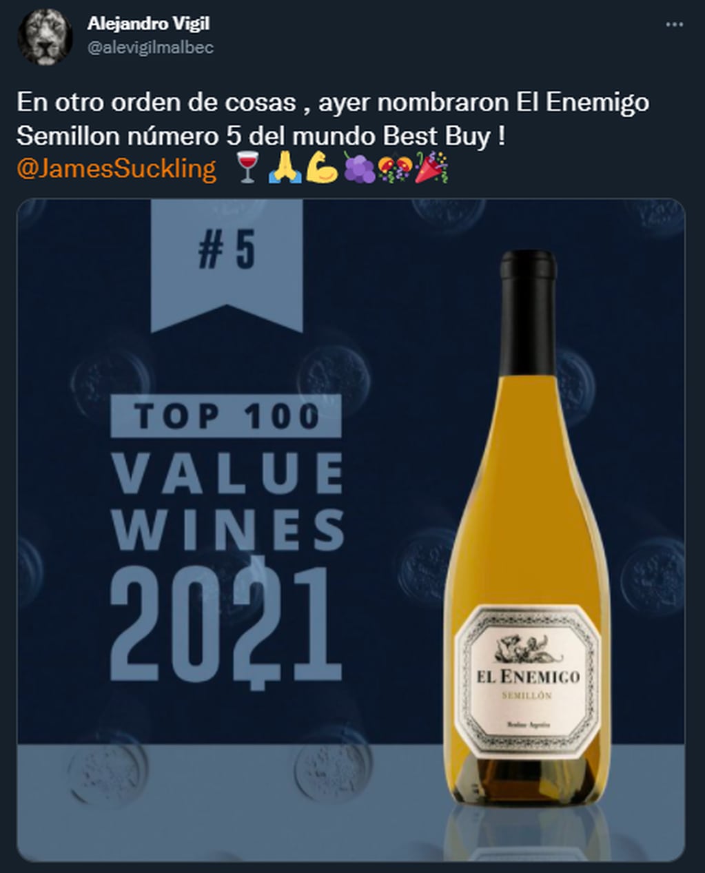 Alejandro Vigil celebró en sus redes sociales el reconocimiento que recibió su vino.
