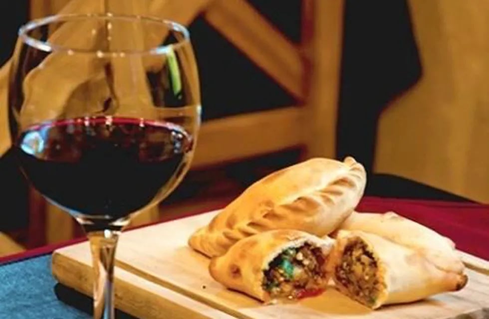 Mix de vinos y platos típicos, la cita imperdible en La Enoteca