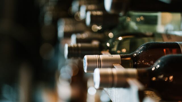 Buscan que las botellas de vino sean más livianas.