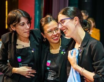 (De Izq. a der.) Alma Cabral, Delvis Huck y Andrea Donadio, compitieron este sábado por el título de Mejor Sommelier de Argentina.