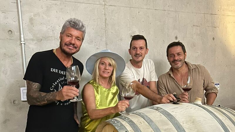Marcelo Tinelli visitó una bodega de Mendoza: cuánto cuesta conocerla y qué vino eligió