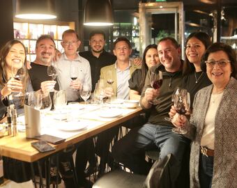 Marisol de la Fuente, Gabriel Campana, Rodolfo Griguol, Rodrigo Kohn,  Lorena Rodas, Francisco Puga, Florencia Afranllie y Cristina Pandolfi en Vista Pueblo, Luján de Cuyo.