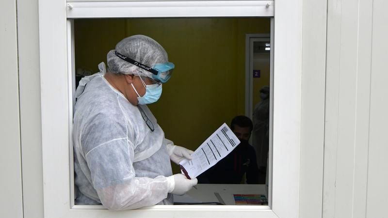 Mendoza récord, superó los mil contagios de coronavirus y Suárez evalúa medidas