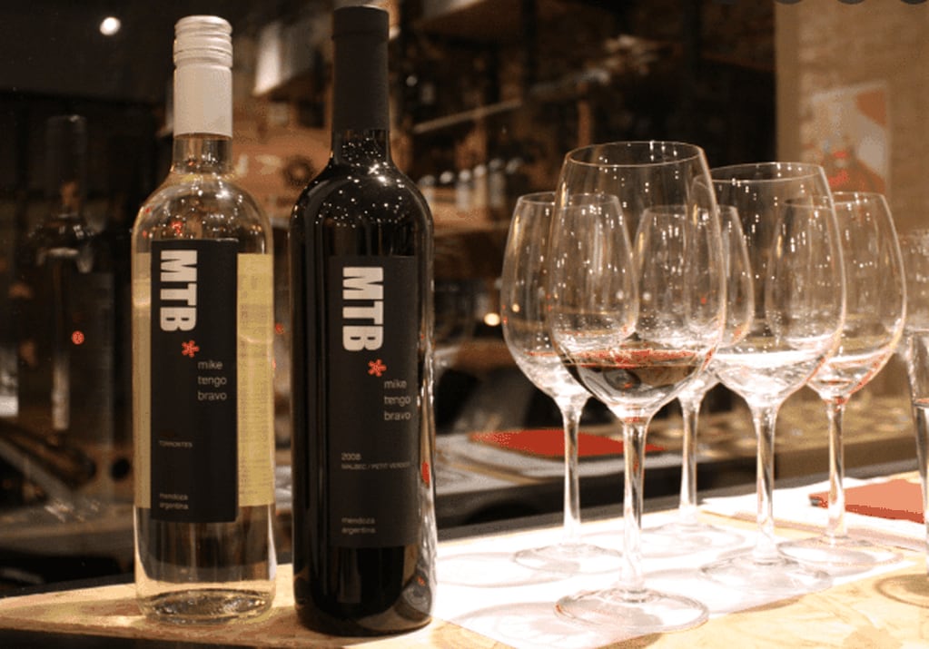El vino de Costaflores fue el primero en ser comercializado en OpenVino. - Gentileza