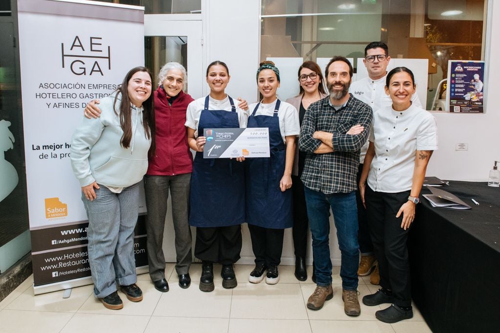 La Asociación Empresaria Hotelero Gastronómica y Afines de Mendoza, junto a FEHGRA, organizó la Ronda Clasificatoria del Torneo Federal de Chefs, que tendrá su Gran Final en el marco de HOTELGA.   